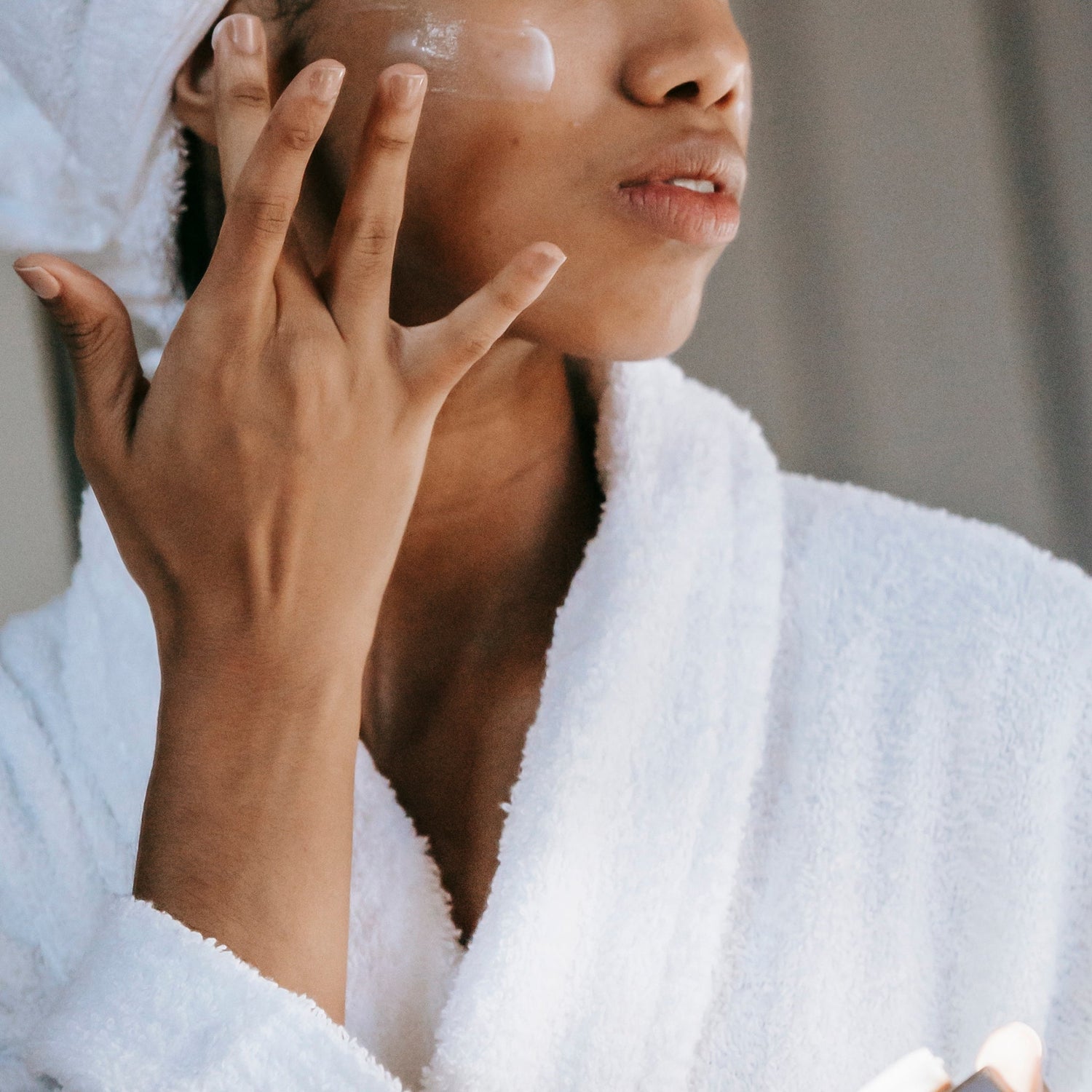 Facial Bar Man and Woman